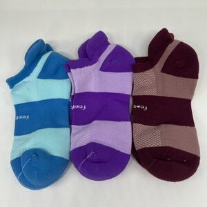 NBW Feetures High Performance Light Cushion No Show Tab Socks – Size Med